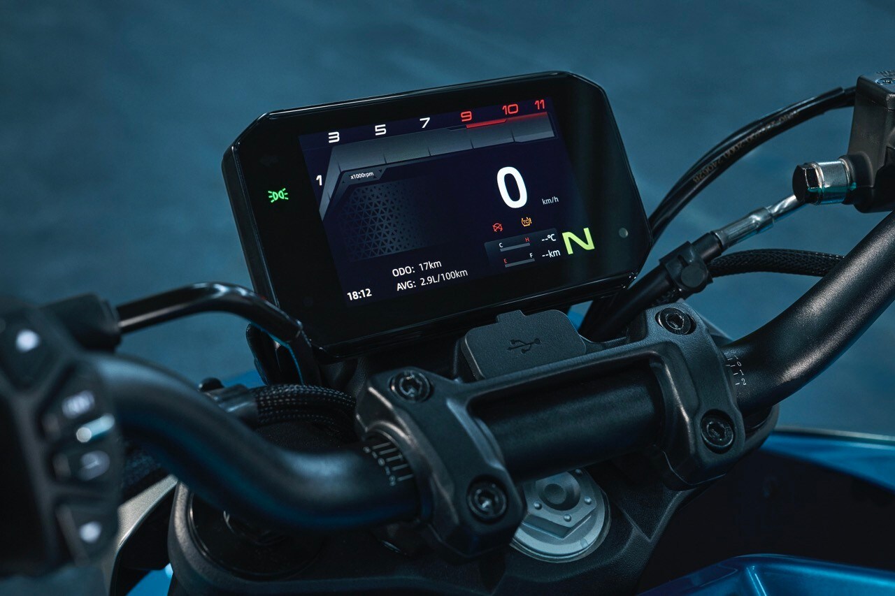 CFMoto 125NK: finalmente una moto per cui vale la pena avere 16 anni 